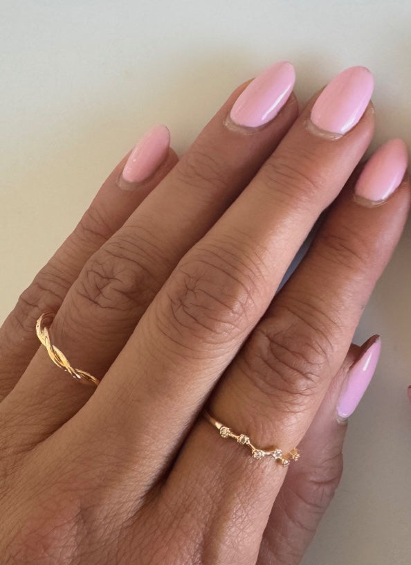 twisted ring