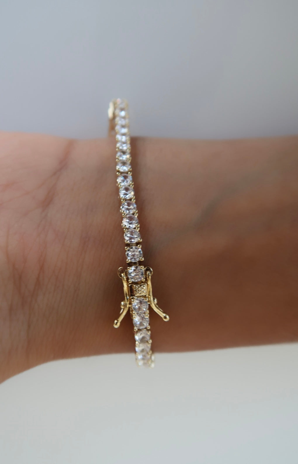 tennis bracelet