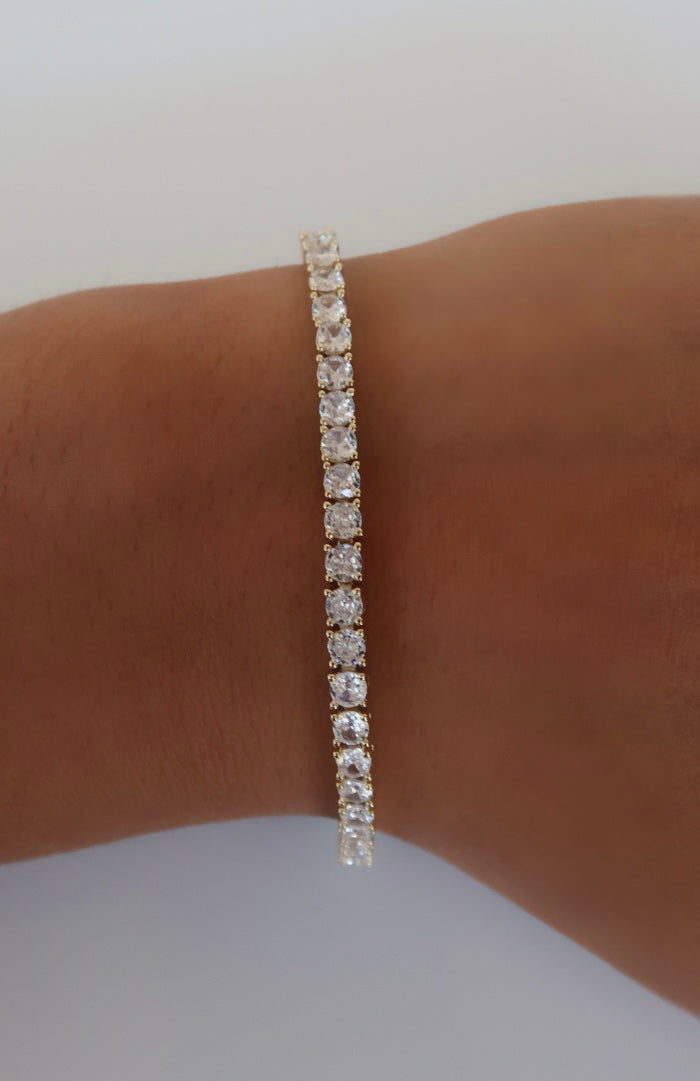 tennis bracelet